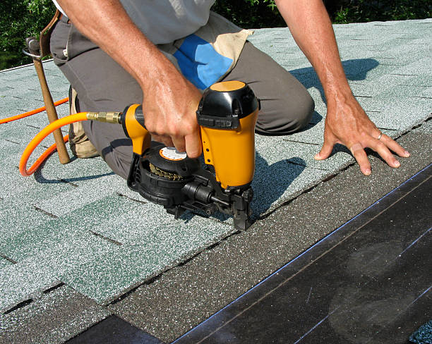Quick and Trustworthy Emergency Roof Repair Services in Niles, OH